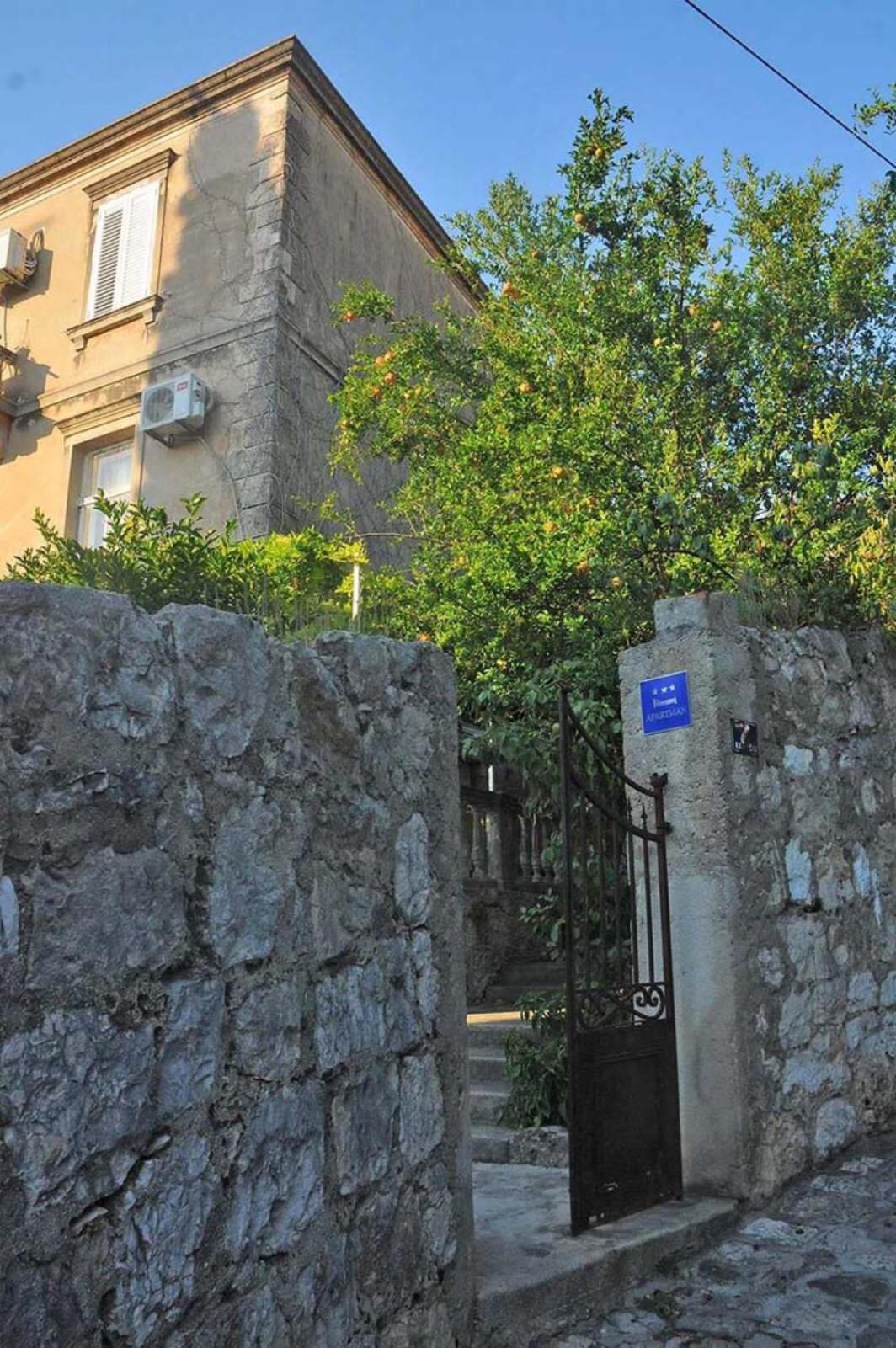 Spacious Room With A Panoramic View Of Harbor Dubrovnik Bagian luar foto